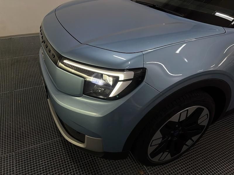 Käytetty Ford Explorer Extended Range 210 kW (286 HP) 2024 Sininen Katumaasturi