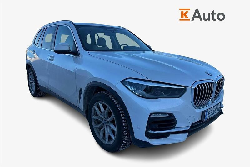 Valkoinen Käytetty 2021 BMW X5 Comfort Edition Katumaasturi | 43 900 € (Hyvä tarjous) - Kuva 1/4