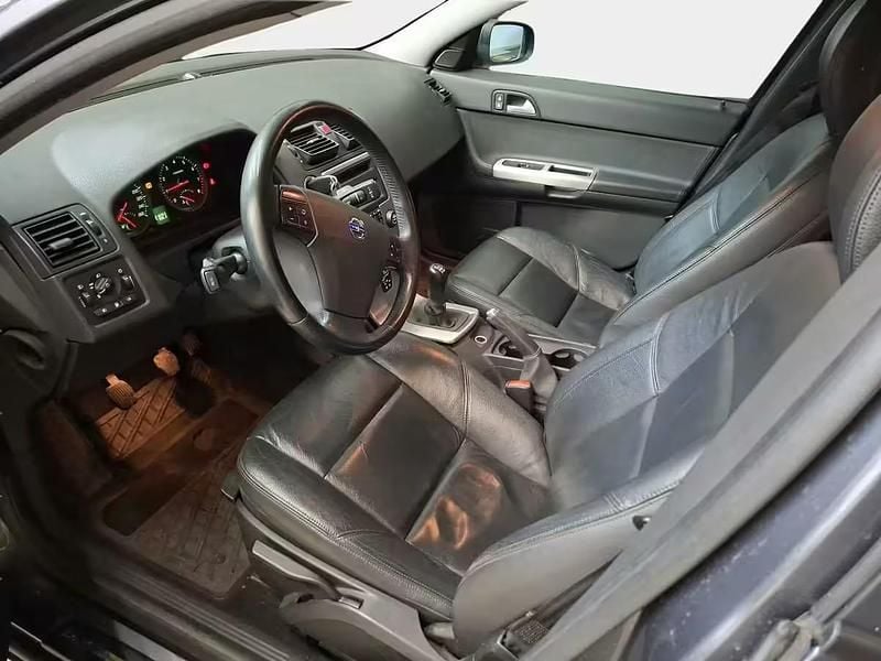 Käytetty Volvo S40 Momentum 146 HP (107 kW) 2007 Sedan