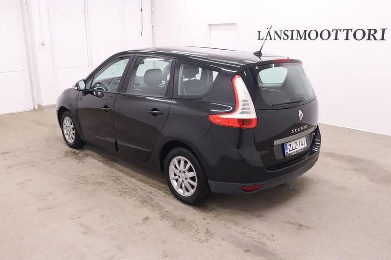 Käytetty Renault Grand Scénic III Expression 131 HP (96 kW) 2012 Tila-auto