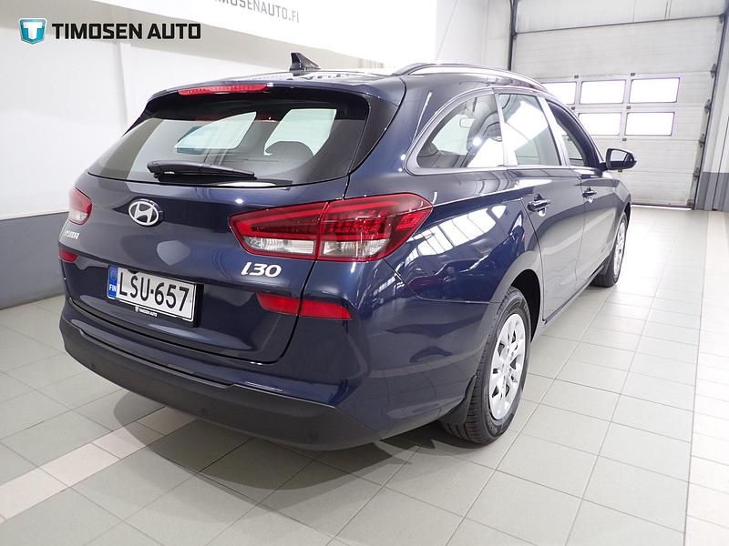 Käytetty Hyundai i30 Comfort 140 HP (102 kW) 2013 Valkoinen Farmari