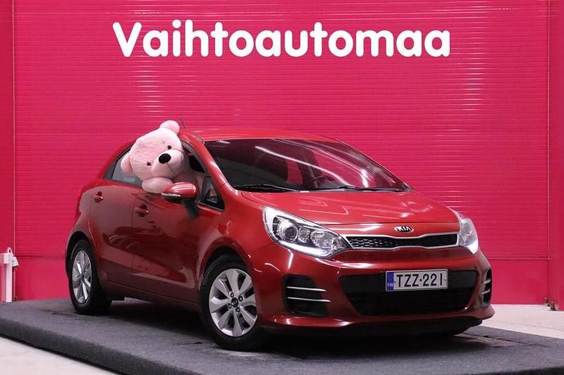 Käytetty Kia Rio EX 109 HP (80 kW) 2015 Viistoperä