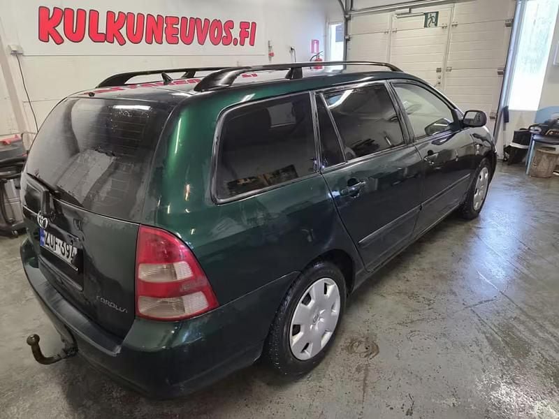 Käytetty Toyota Corolla 2003