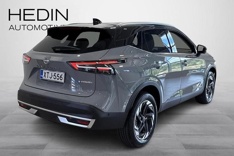 Käytetty Nissan Qashqai N-Connecta 190 HP (139 kW) 2025 Harmaa Katumaasturi