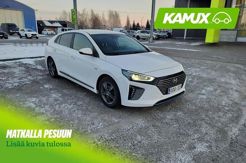 Käytetty Hyundai Ioniq Style 105 HP (77 kW) 2017 Valkoinen Viistoperä