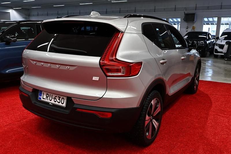 Käytetty Volvo XC40 Ultimate 300 kW (408 HP) 2023 Harmaa Katumaasturi