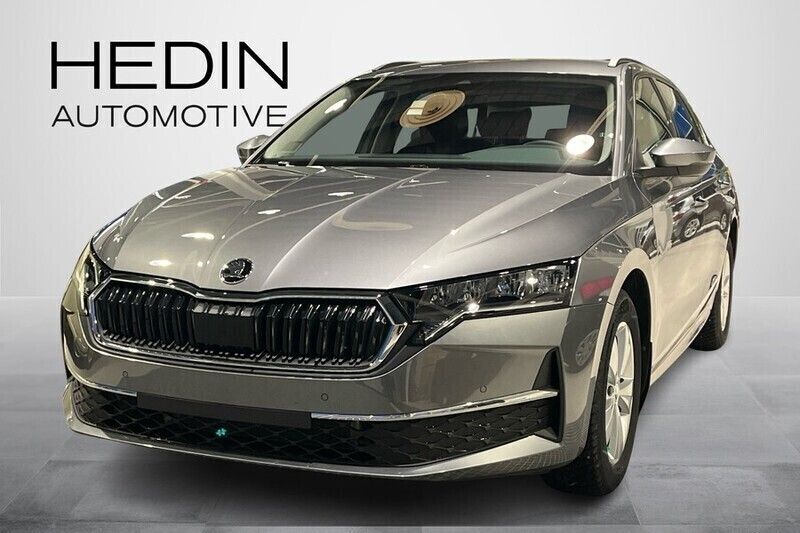 Harmaa Käytetty 2025 Skoda Octavia Selection Farmari | 34 990 € (Kallis) - Kuva 1/4