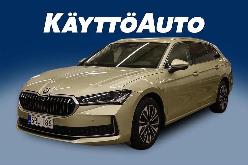Keltainen Uusi 2025 Skoda Superb Style Farmari | 48 900 € (Kallis) - Kuva 1/4