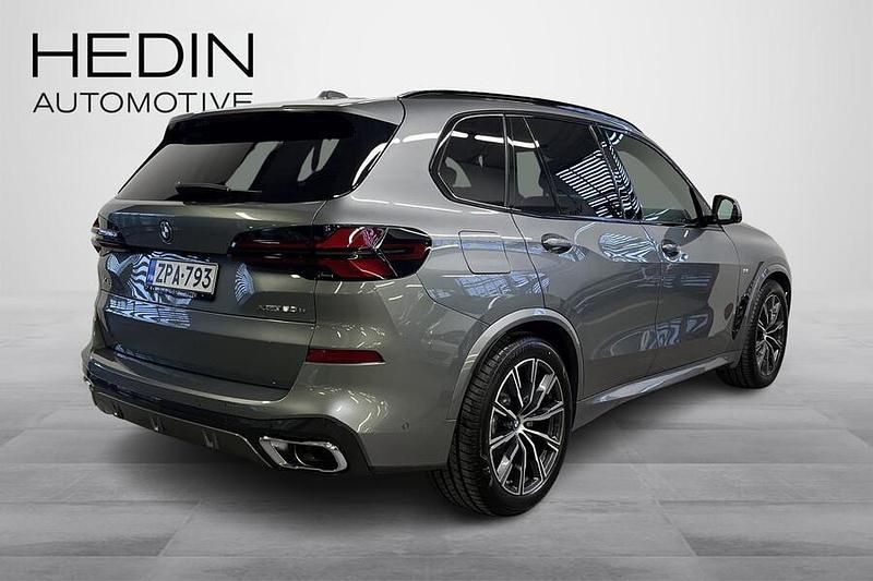 Käytetty BMW X5 M Sport 490 HP (360 kW) 2025 Harmaa Katumaasturi