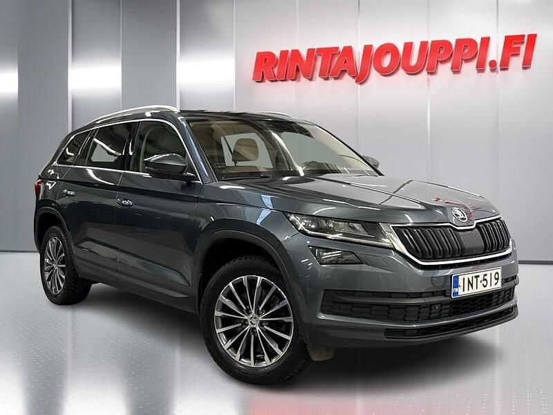 Harmaa Käytetty 2018 Skoda Kodiaq Exclusive Katumaasturi | 28 690 € (Perustarjous) - Kuva 1/4
