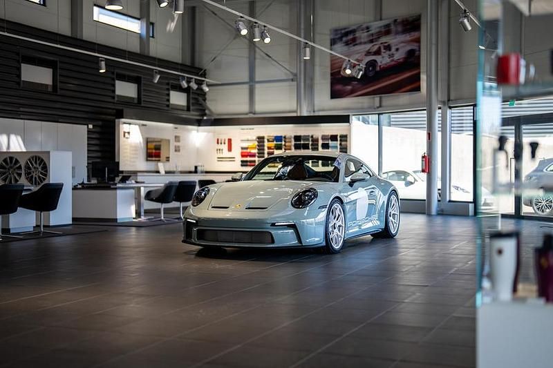 Käytetty Porsche 911 525 HP (386 kW) 2024 Vihreä Coupe - kaksiovinen
