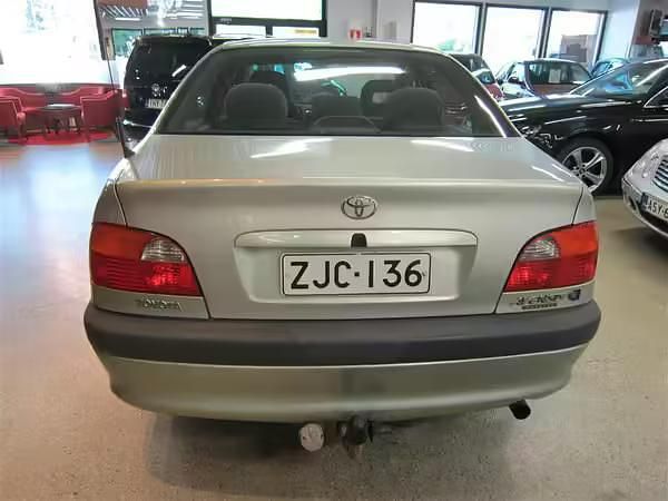 Käytetty Nissan Primera Comfort 122 HP (89 kW) 2000 Sininen Viistoperä