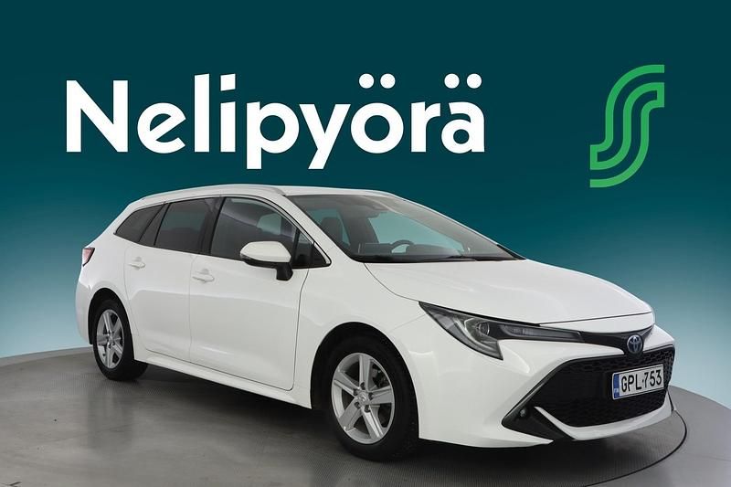 Käytetty Toyota Corolla Edition 166 HP (122 kW) 2023 Valkoinen Farmari