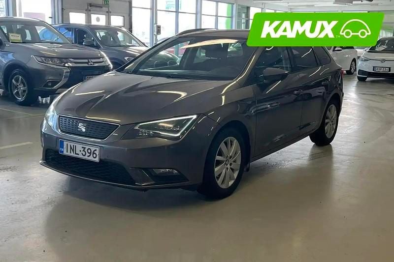 Käytetty Seat Leon ST Ecomotive 116 HP (85 kW) 2016 Hopea / harmaa Farmari