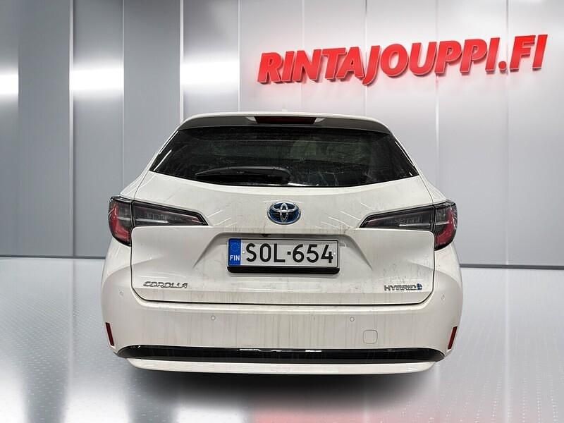 Käytetty Toyota Corolla Business Edition 122 HP (89 kW) 2020 Farmari