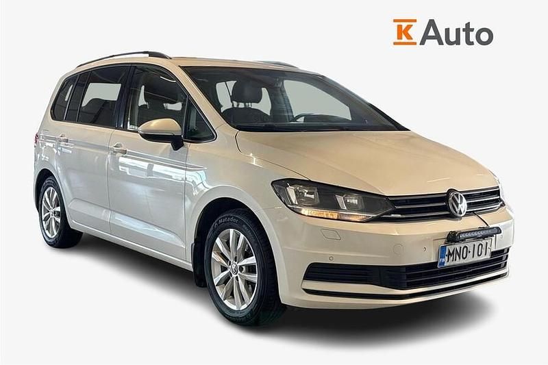Käytetty 2018 VW Touran Comfortline Tila-auto | 9 500 € (Hyvä tarjous) - Kuva 1/3
