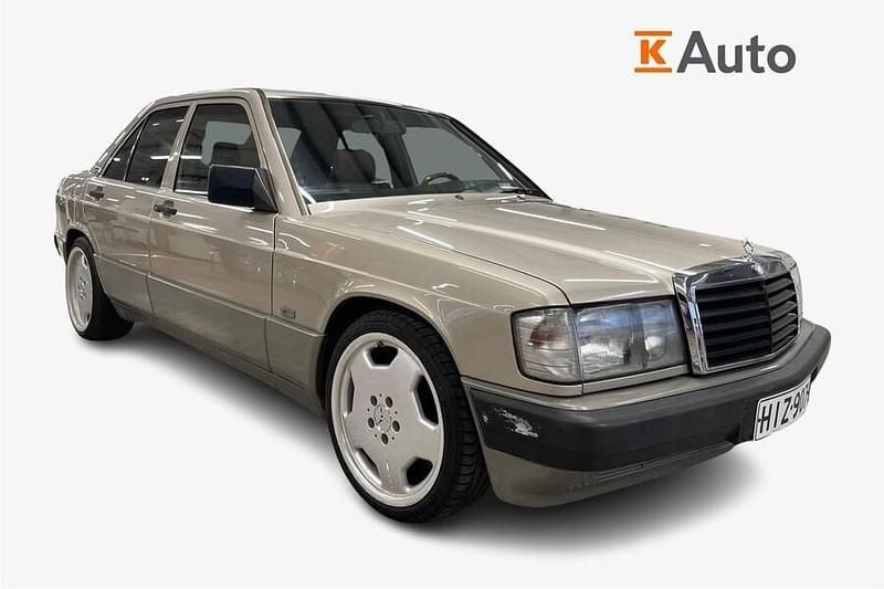 Ruskea Käytetty 1990 Mercedes 190 Sedan | 7 900 € - Kuva 1/3
