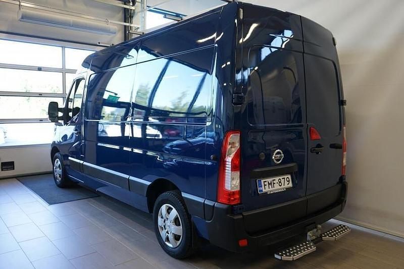 Käytetty Nissan NV400 Comfort 185 HP (136 kW) 2016 Sininen Van