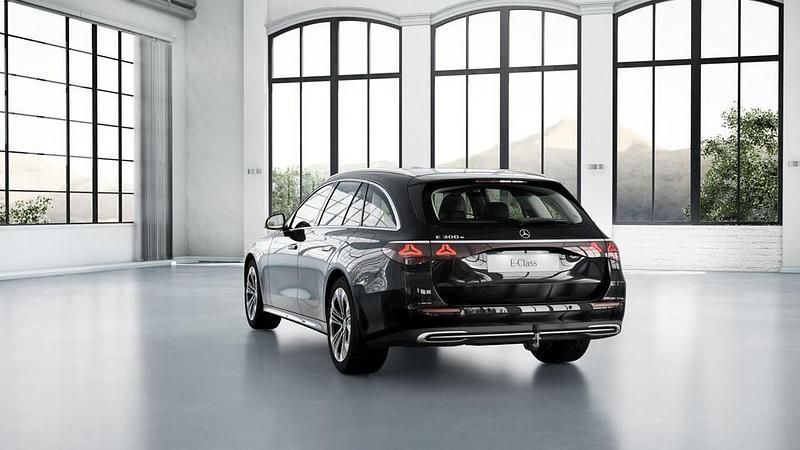 Käytetty Mercedes E300 Avantgarde 313 HP (230 kW) 2024 Farmari