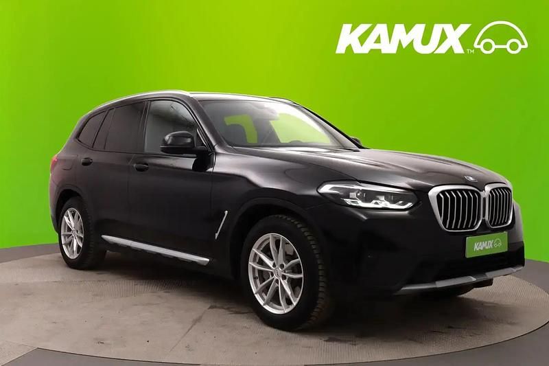 Käytetty BMW X3 Shadowline 292 HP (214 kW) 2022 Musta Katumaasturi