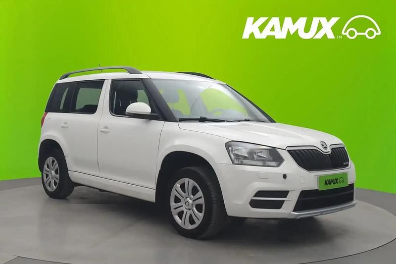 Käytetty Skoda Yeti GreenLine 105 HP (77 kW) 2015 Valkoinen Katumaasturi