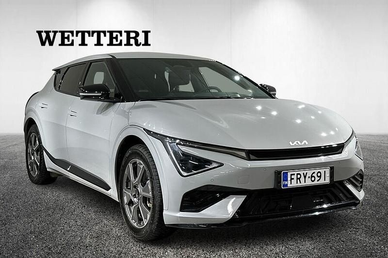 Käytetty Kia EV6 GT-Line 239 kW (325 HP) 2025 Harmaa Katumaasturi