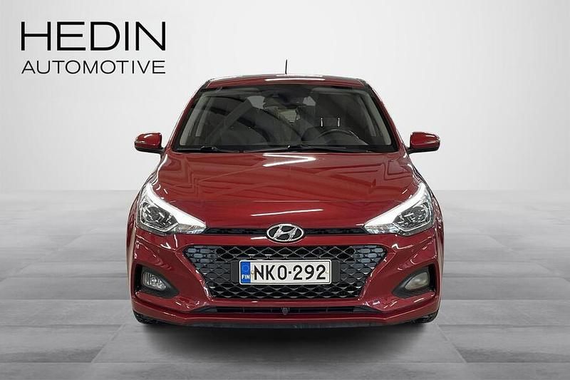 Käytetty Hyundai i20 Style 120 HP (88 kW) 2019 Viistoperä