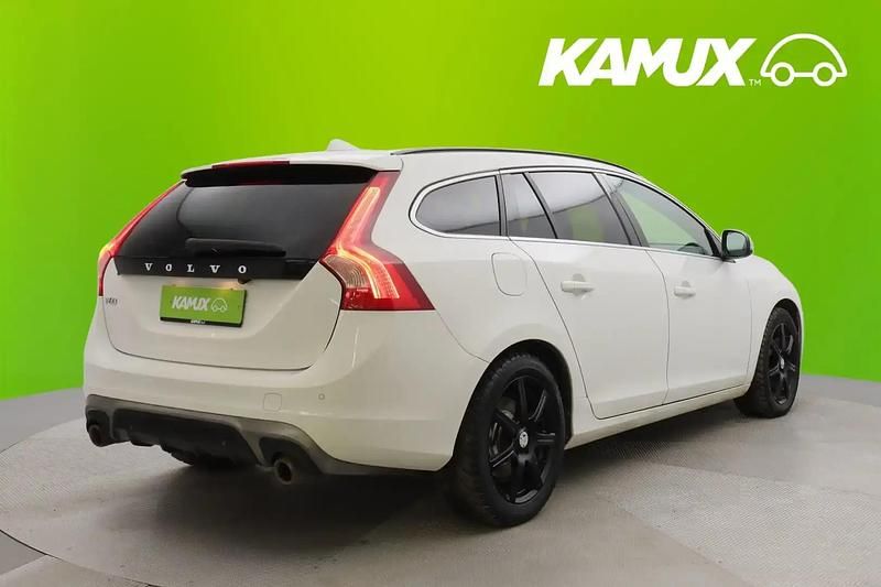 Käytetty Volvo V60 Business Edition 190 HP (139 kW) 2015 Valkoinen Farmari