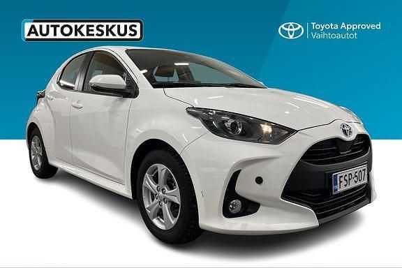 Käytetty Toyota Yaris Active 114 HP (83 kW) 2022 Valkoinen 040 Viistoperä