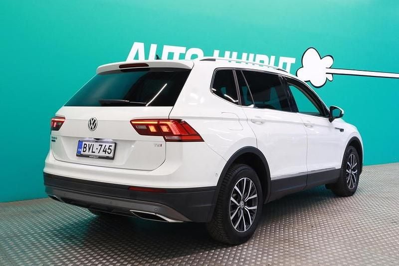 Käytetty VW Tiguan Allspace Comfortline 150 HP (110 kW) 2018 Katumaasturi