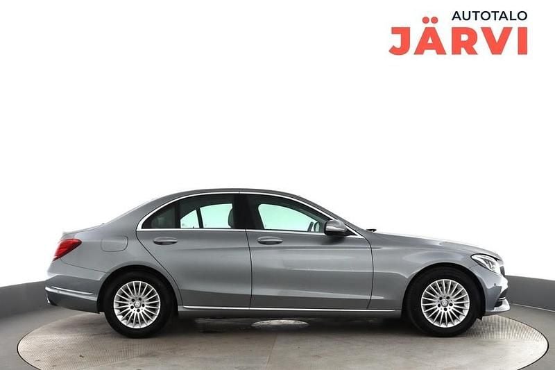 Käytetty Mercedes A180 Edition 156 HP (114 kW) 2014 Harmaa Sedan