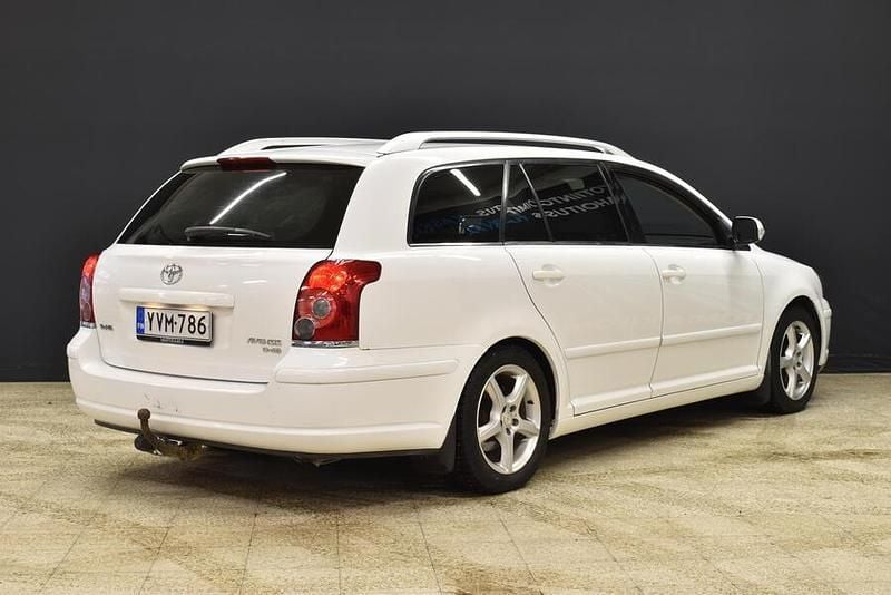 Käytetty Toyota Avensis Sol 126 HP (92 kW) 2008 Farmari