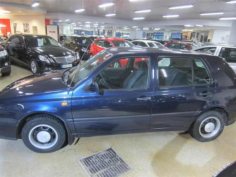 Käytetty VW Golf III 1994