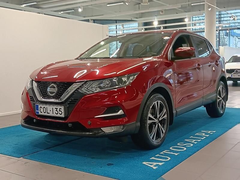 Punainen Käytetty 2020 Nissan Qashqai N-Connecta Katumaasturi | 24 800 € (Kallis) - Kuva 1/3