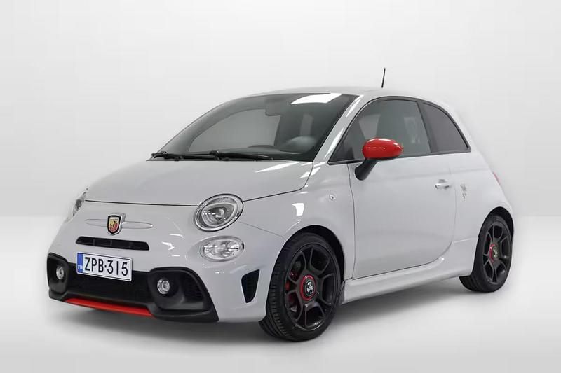 Käytetty Fiat 500 Abarth 2021