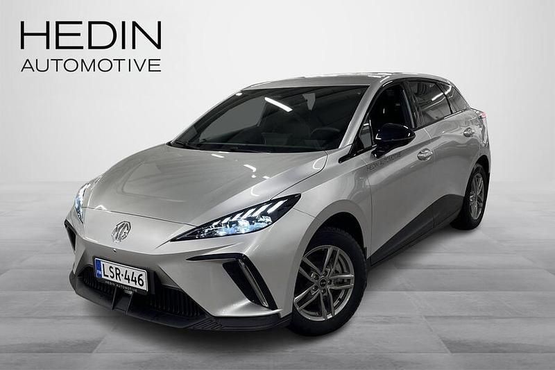 Käytetty MG MG4 EV Luxury 150 kW (204 HP) 2025 Viistoperä