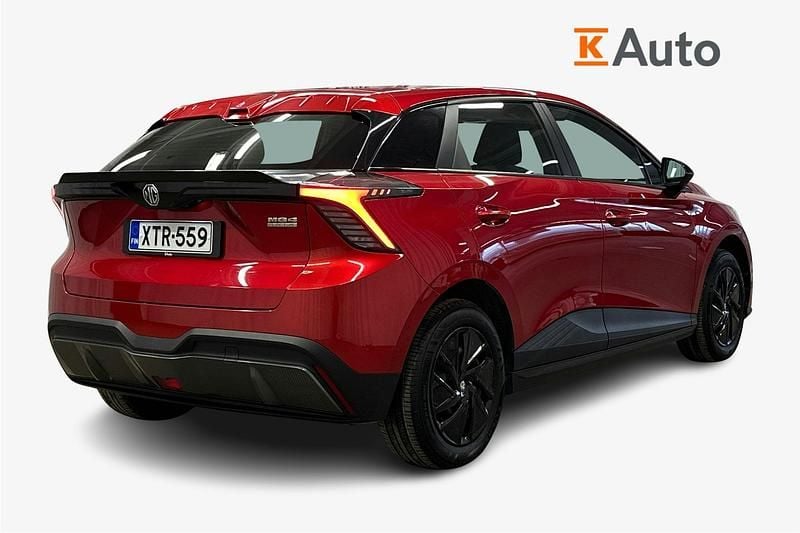 Käytetty MG MG4 EV 125 kW (170 HP) 2023 Punainen Viistoperä