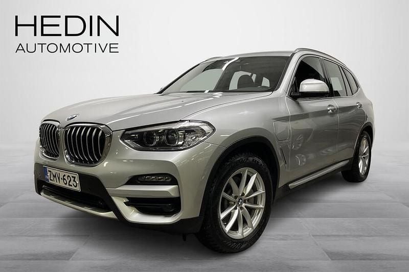 Hopea Käytetty 2020 BMW X3 xLine Katumaasturi | 26 900 € (Hyvä tarjous) - Kuva 1/4