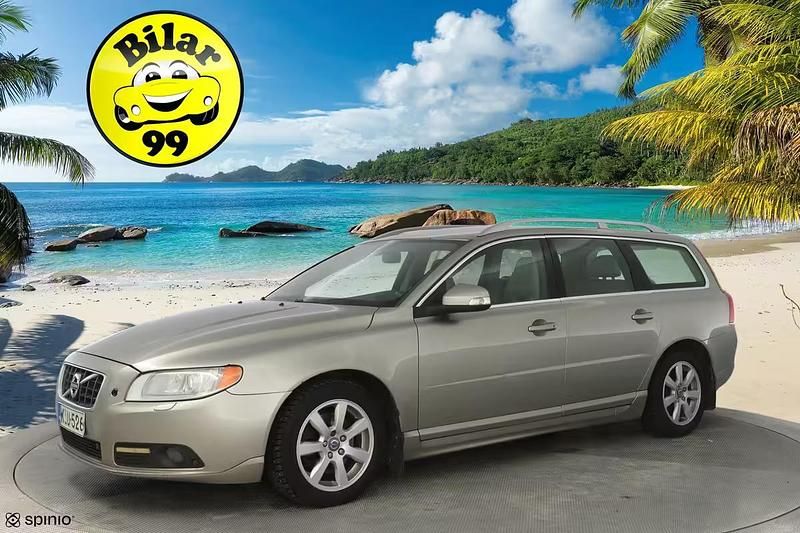 Käytetty Volvo V70 Summum 109 HP (80 kW) 2010 Farmari