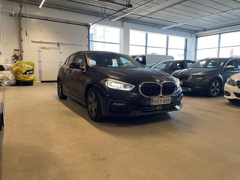 Käytetty BMW 118 140 HP (102 kW) 2020 Viistoperä