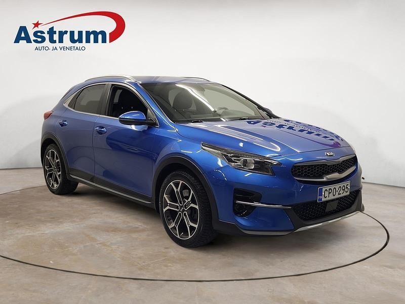 Käytetty Kia XCeed Premium 160 HP (117 kW) 2021 Sininen Katumaasturi