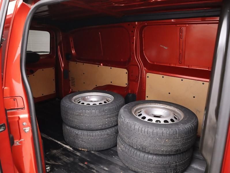 Käytetty Toyota Proace 122 HP (89 kW) 2017 Oranssi Tila-auto