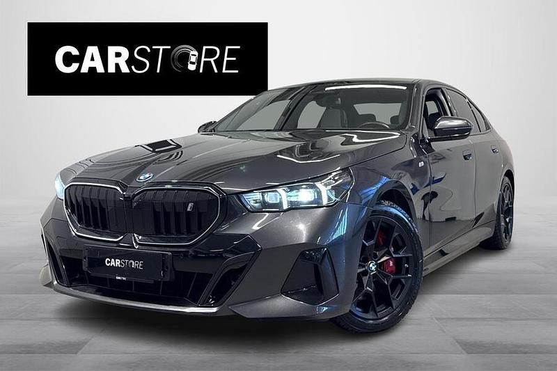 Käytetty BMW i5 Comfort Edition 250 kW (340 HP) 2024 Sedan