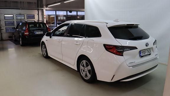 Käytetty Toyota Corolla Active 122 HP (89 kW) 2020 Valkoinen Farmari