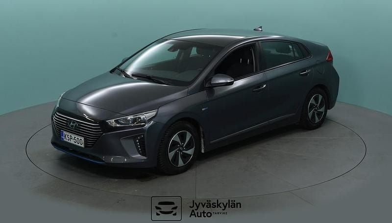 Käytetty Hyundai Ioniq Comfort 105 HP (77 kW) 2017 Harmaa Viistoperä