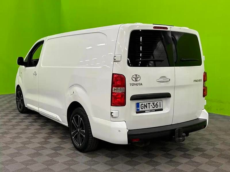 Käytetty Toyota Proace 177 HP (130 kW) 2019 Valkoinen Tila-auto