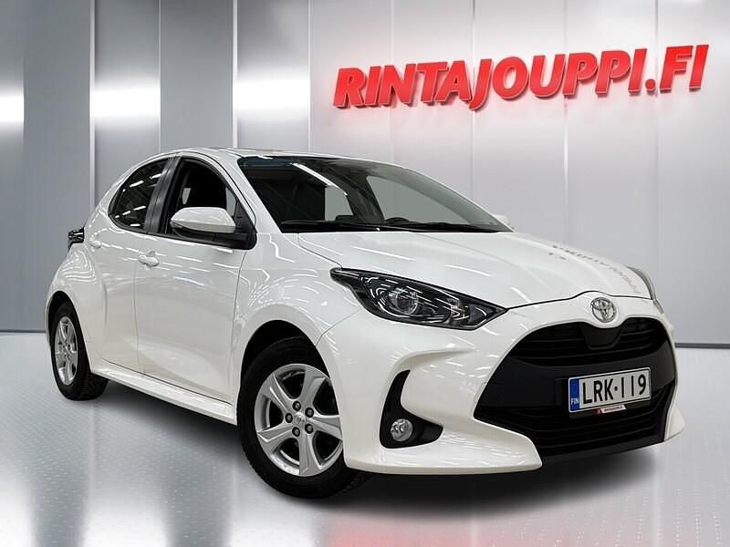 Käytetty Toyota Yaris Multidrive S 125 HP (91 kW) 2022 Valkoinen Viistoperä