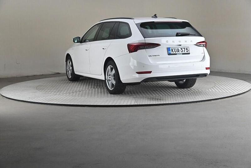Käytetty Skoda Octavia Style 150 HP (110 kW) 2020 Farmari
