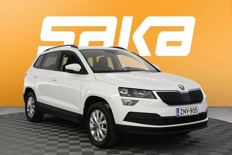 Käytetty Skoda Karoq Business Line 150 HP (110 kW) 2022 Katumaasturi