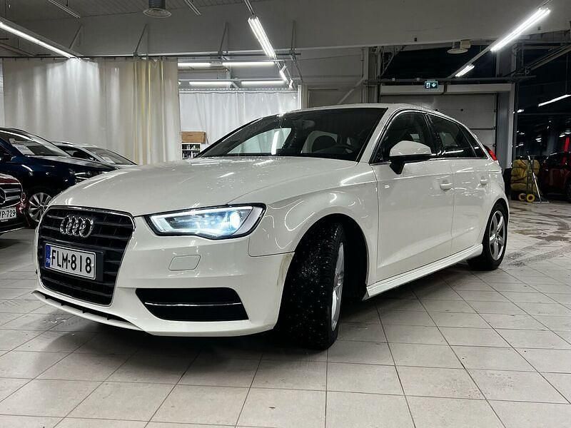 Käytetty Audi A3 Sportback Business 110 HP (80 kW) 2014 Viistoperä
